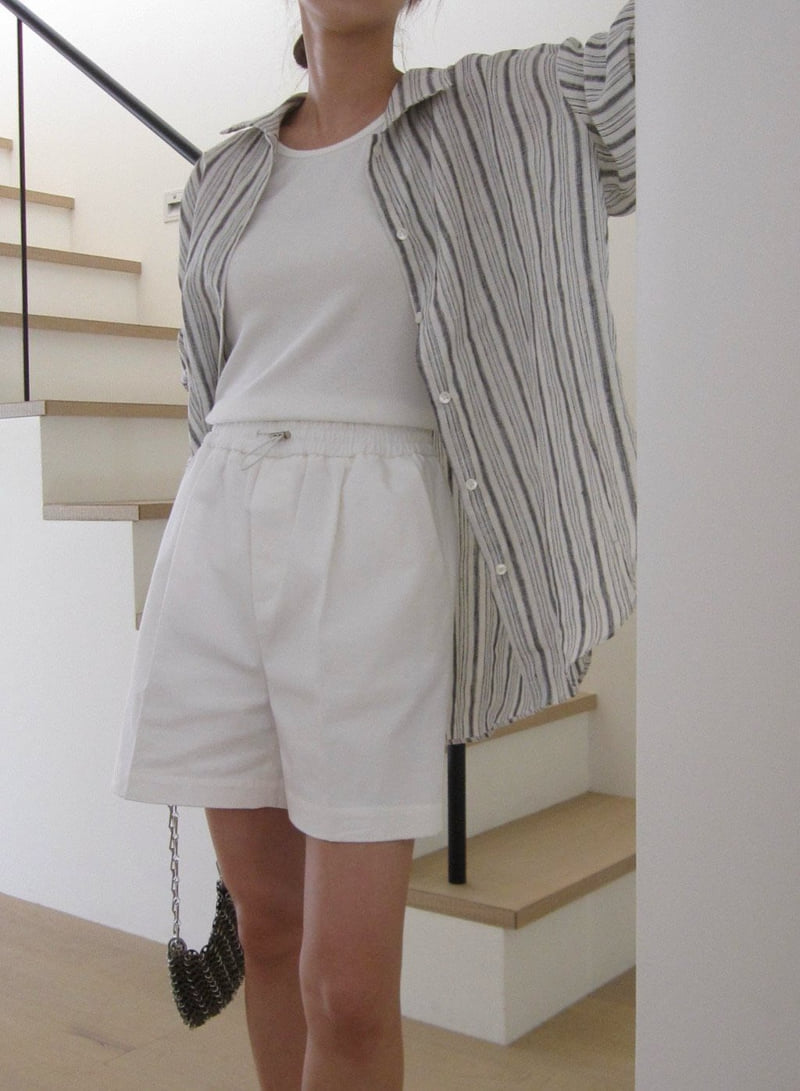 Moani - Korean Women Fashion - #momslook - Holiday Stopper Shorts - 3