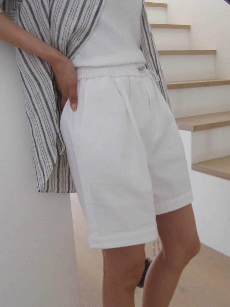 Moani - Korean Women Fashion - #momslook - Holiday Stopper Shorts - 4