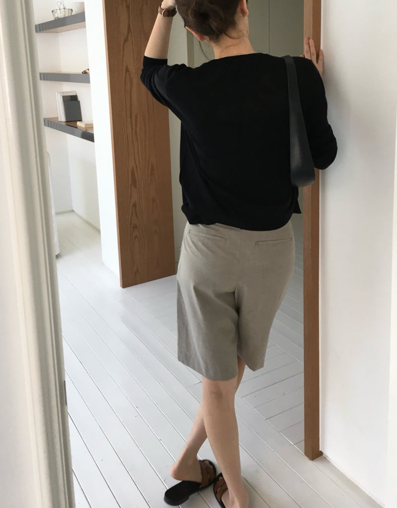 Moani - Korean Women Fashion - #momslook - Summer Wool Bermuda Pants - 2