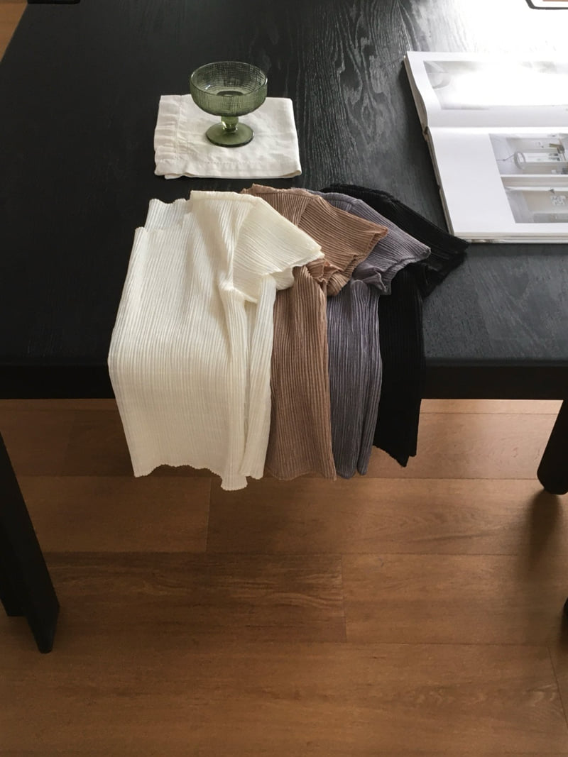 Moani - Korean Women Fashion - #momslook - Pleated O-Neck Top - 12