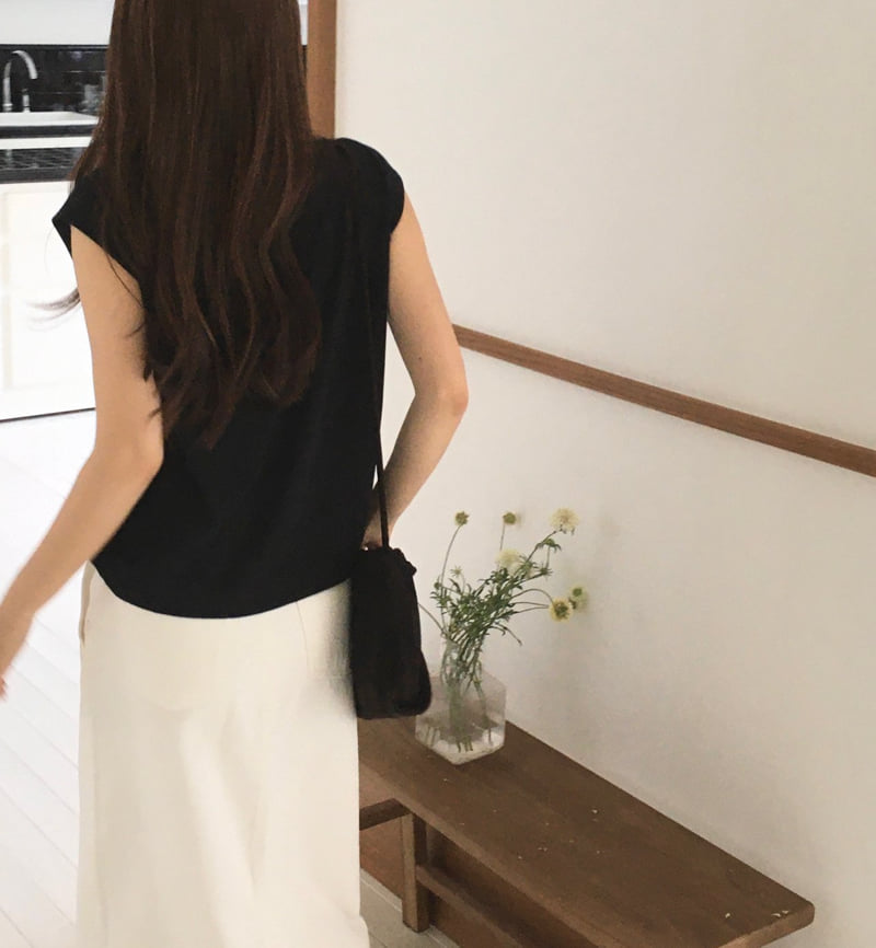 Moani - Korean Women Fashion - #momslook - Linen Cap Sleeve Top - 10