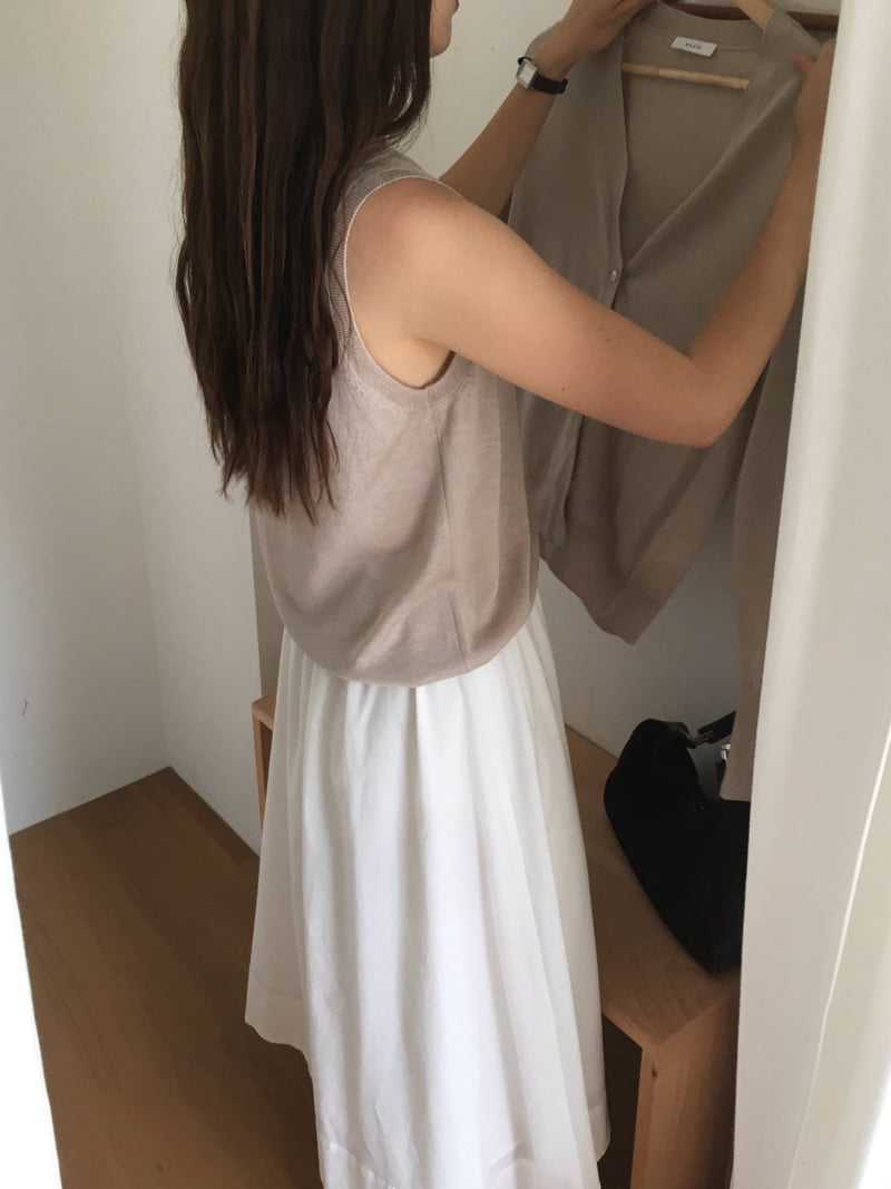Moani - Korean Women Fashion - #pursuepretty - Summer Silk Wool Sleeveless Top - 6