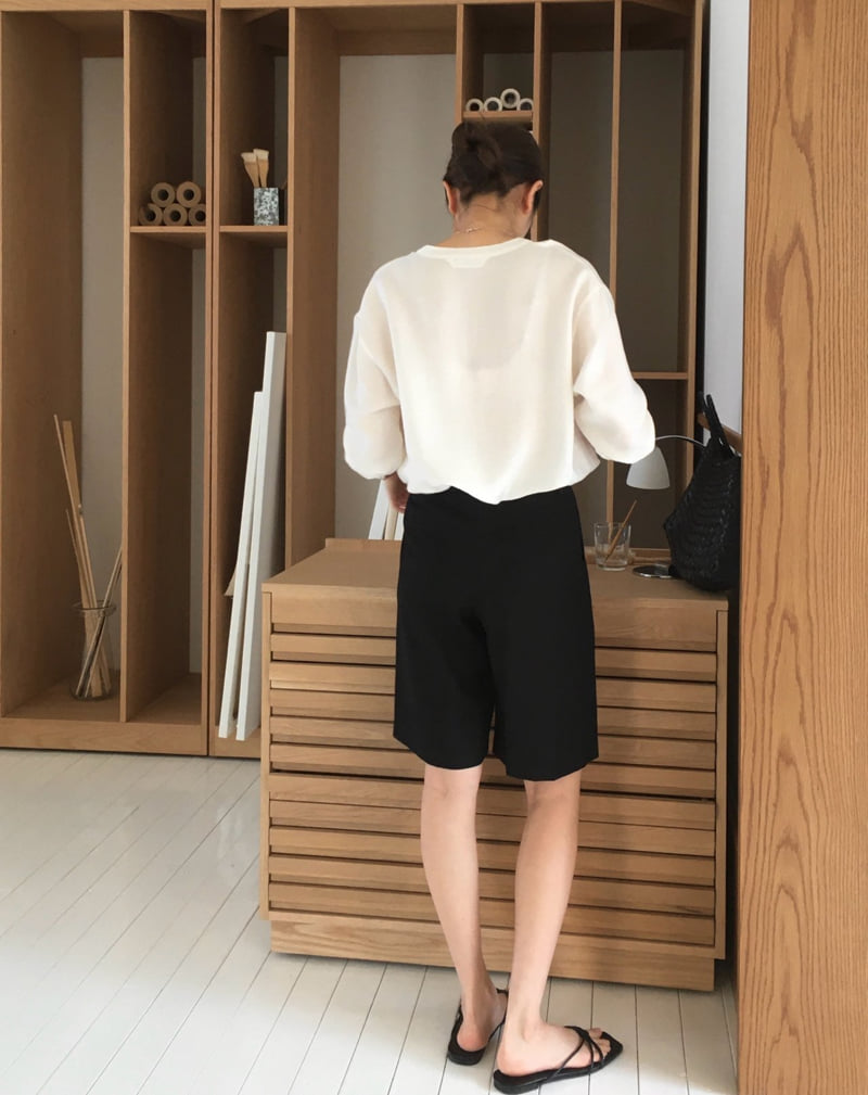 Moani - Korean Women Fashion - #romanticstyle - Summer Wool Bermuda Pants - 9