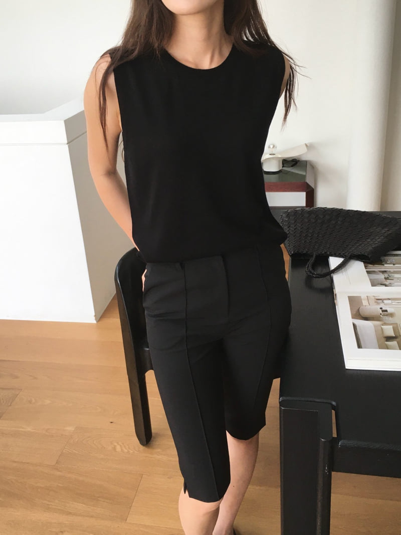 Moani - Korean Women Fashion - #thelittlethings - Summer Silk Wool Sleeveless Top - 11