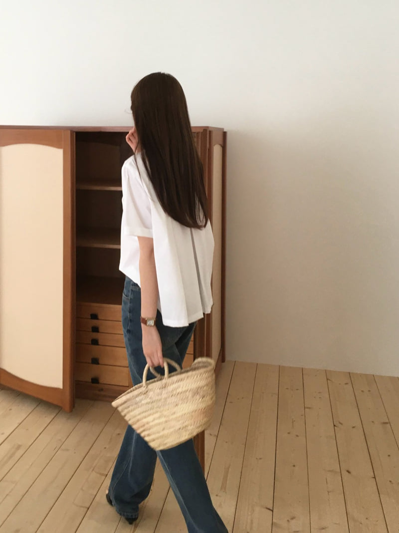 Moani - Korean Women Fashion - #womensfashion - Back Pleated Roll-Up Shirt - 2