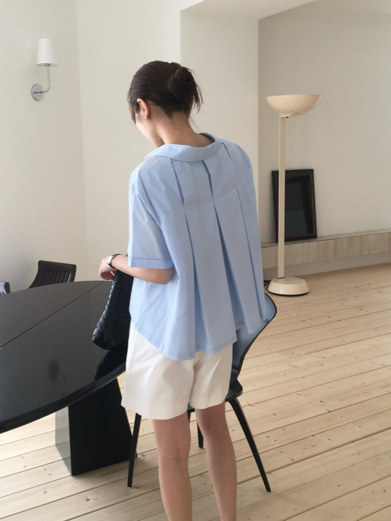 Moani - Korean Women Fashion - #womensfashion - Back Pleated Roll-Up Shirt - 8