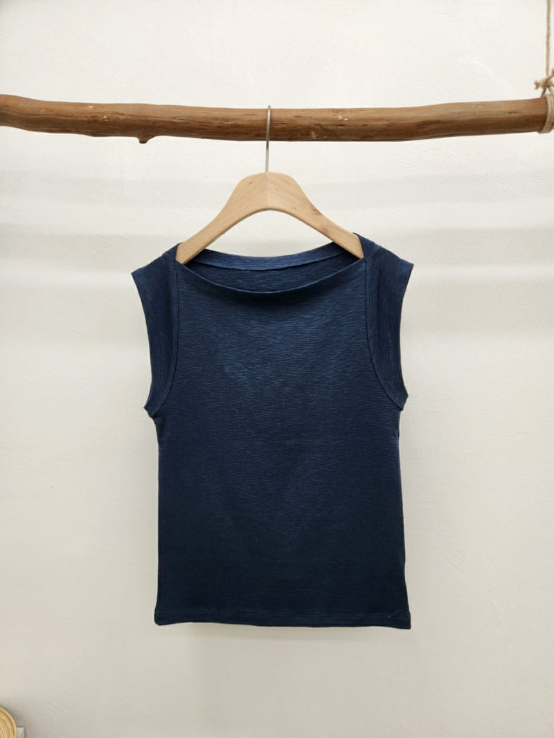 Most - Korean Women Fashion - #womensfashion - Slub Lip Sleeveless - 4