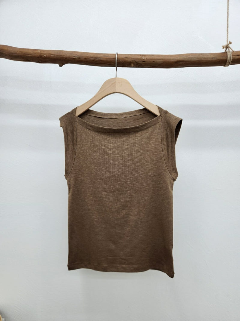 Most - Korean Women Fashion - #womensfashion - Slub Lip Sleeveless - 3