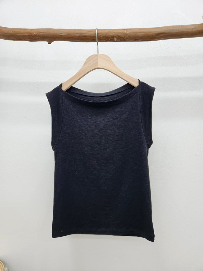 Most - Korean Women Fashion - #womensfashion - Slub Lip Sleeveless - 5