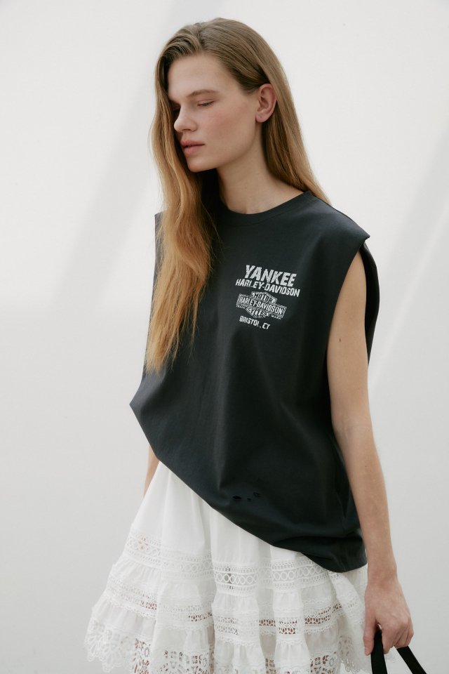 Neroli36 - Korean Women Fashion - #momslook - H Punching Tee - 7