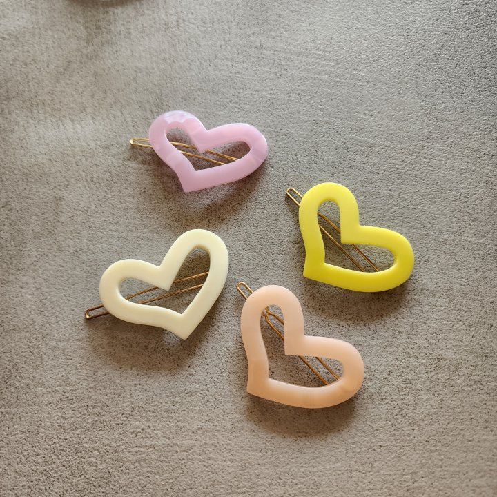 Newerly - Korean Women Fashion - #thelittlethings - Color Heart Hair Clip