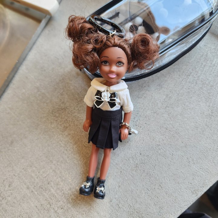 Newerly - Korean Women Fashion - #thelittlethings - Pleated Skirt Black Barbie Keyring - 3