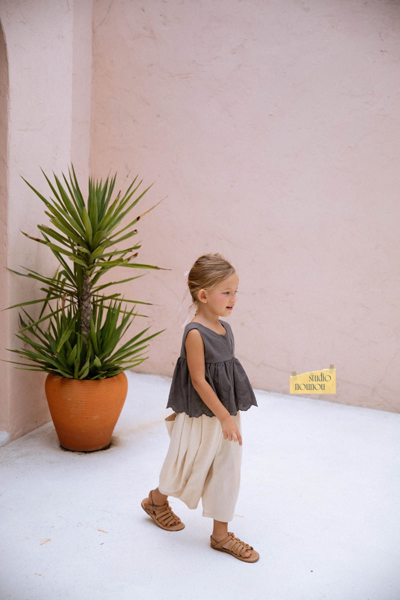 Nounou - Korean Children Fashion - #kidsshorts - V Sleeveless - 3