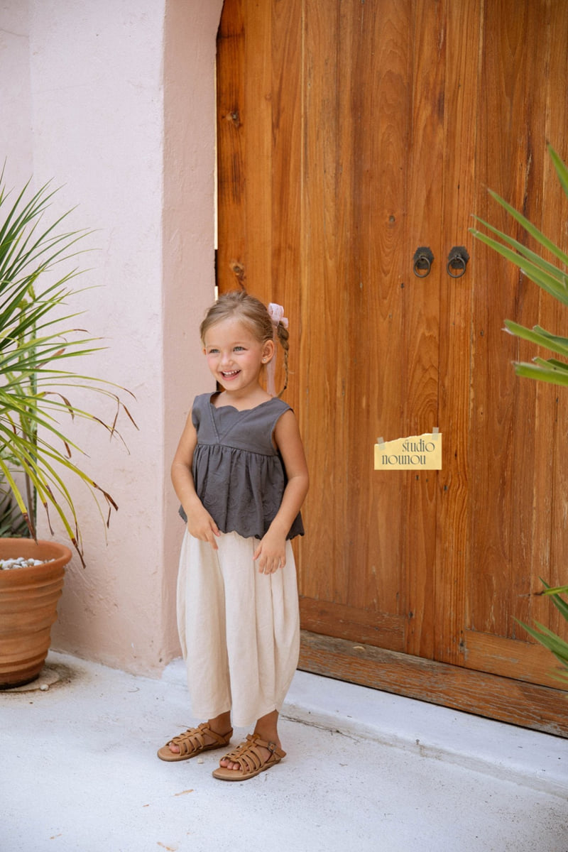 Nounou - Korean Children Fashion - #prettylittlegirls - V Sleeveless - 10