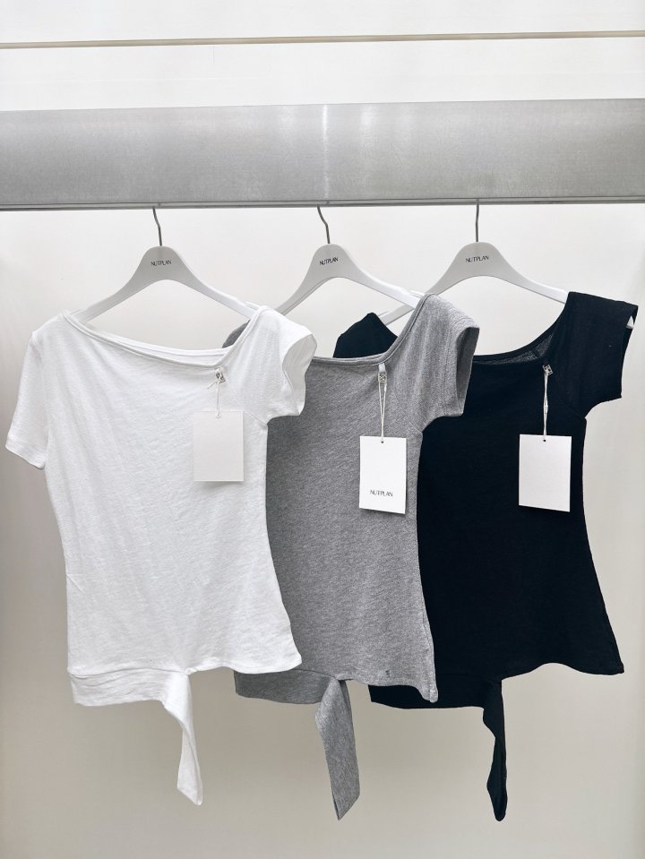 Nutplan - Korean Women Fashion - #momslook - Luca Tee