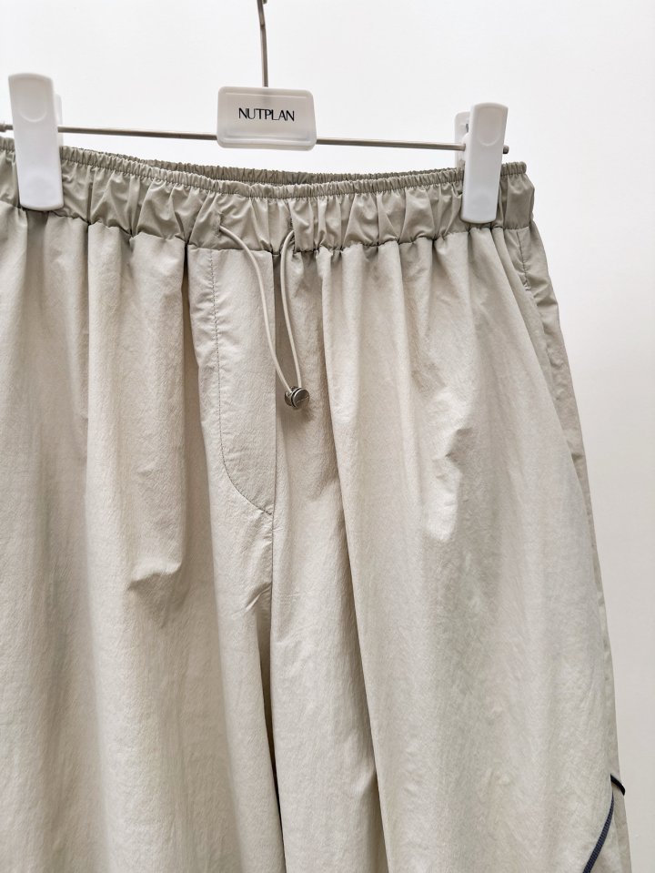 Nutplan - Korean Women Fashion - #vintagekidsstyle - Pony Pants - 2