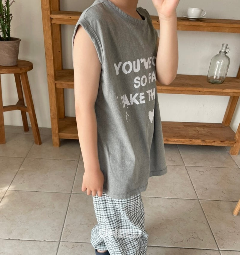 Oneed - Korean Children Fashion - #Kfashion4kids - Pig Sleeveless Tee - 3