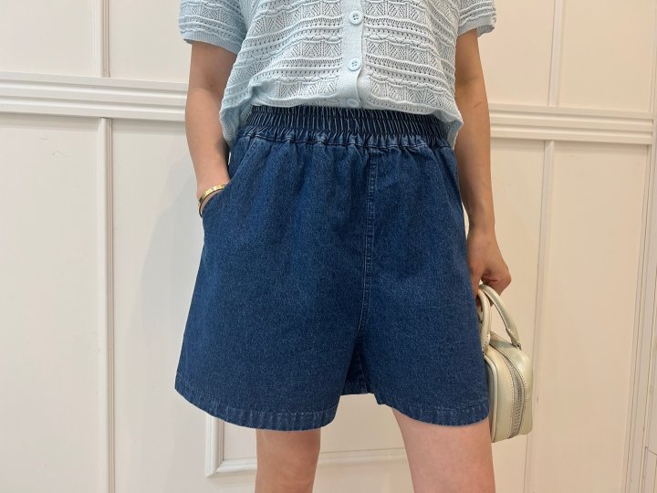 Pearls room - Korean Women Fashion - #momslook - Modern Denim Shorts - 5