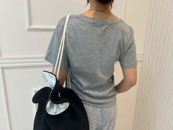 Pearls room - Korean Women Fashion - #momslook - Shuna Tee - 6