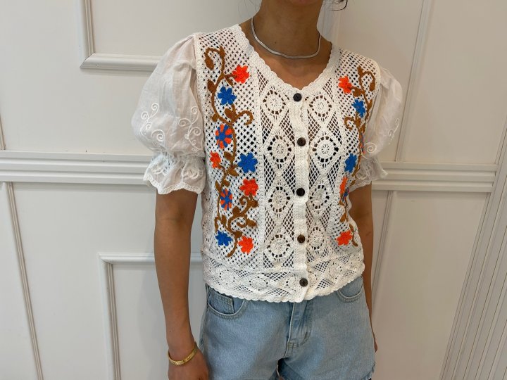 Pearls room - Korean Women Fashion - #momslook - Pretty Crochet Y Top - 10