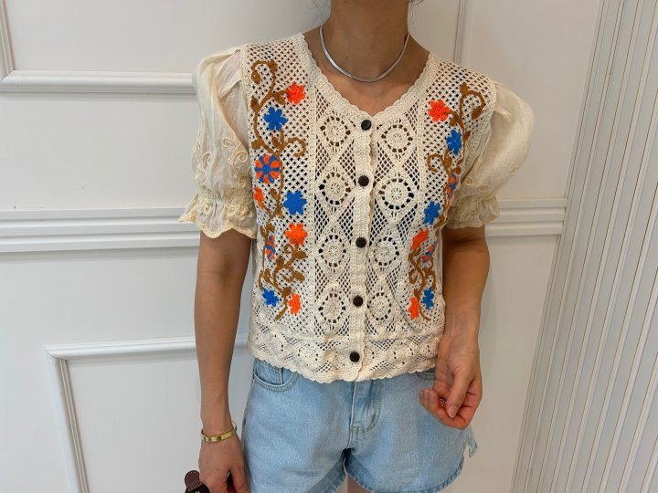 Pearls room - Korean Women Fashion - #womensfashion - Pretty Crochet Y Top - 4