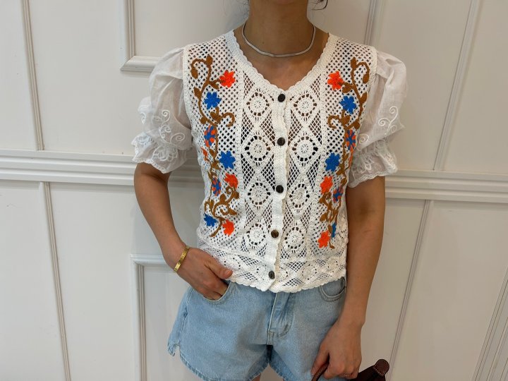 Pearls room - Korean Women Fashion - #momslook - Pretty Crochet Y Top - 6