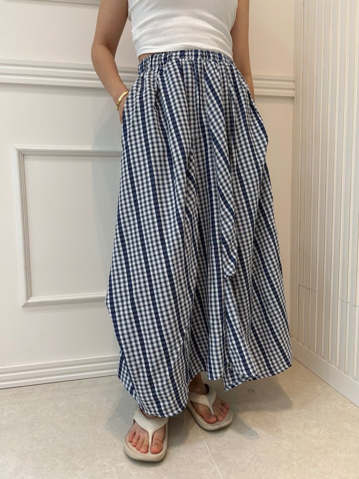 Pearls room - Korean Women Fashion - #momslook - Check Lace Skirt - 2