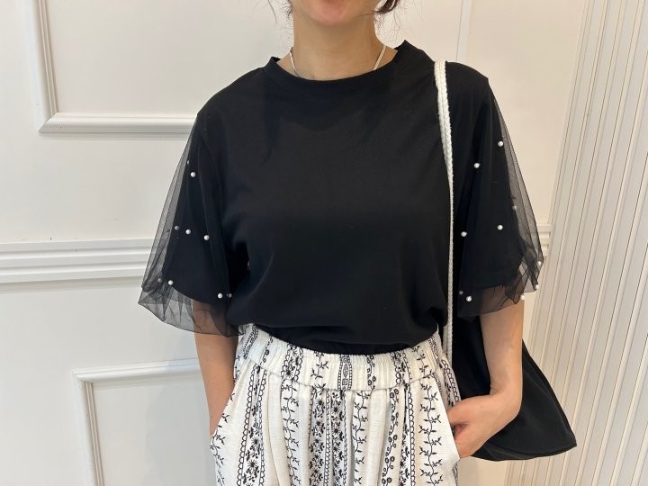 Pearls room - Korean Women Fashion - #thatsdarling - Pearl Puff Tee - 3