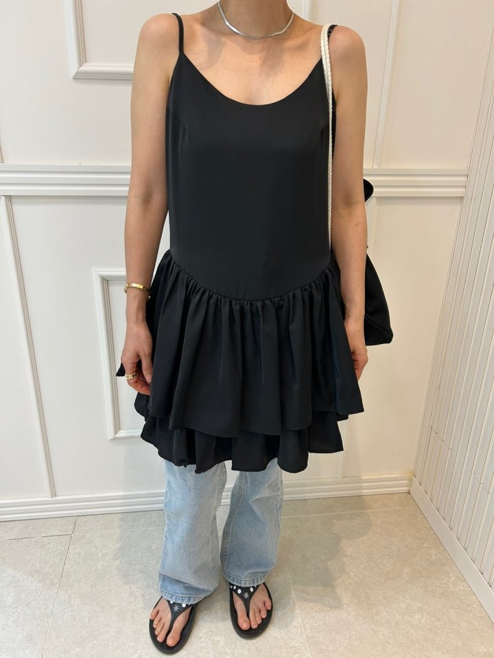 Pearls room - Korean Women Fashion - #vintagekidsstyle - Layered Tiered One-piece - 5