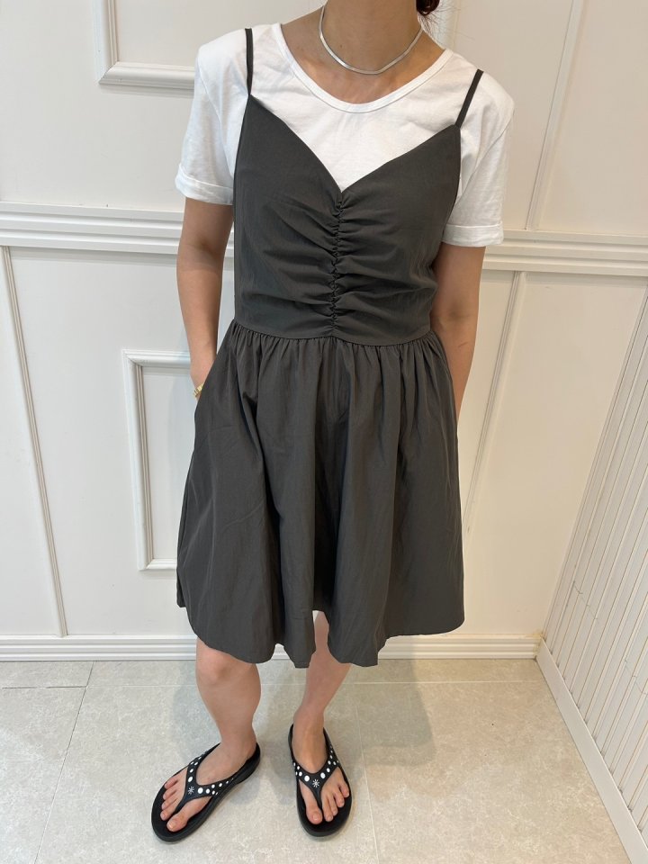 Pearls room - Korean Women Fashion - #womensfashion - Shirring Sleeveless One-piece - 9