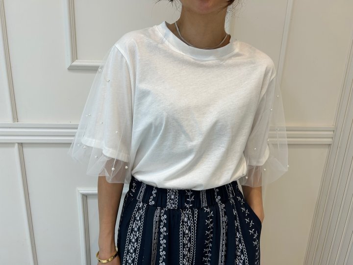 Pearls room - Korean Women Fashion - #womensfashion - Pearl Puff Tee - 6