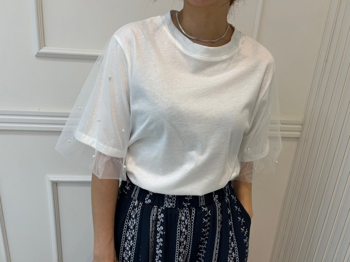Pearls room - Korean Women Fashion - #womensfashion - Pearl Puff Tee - 8