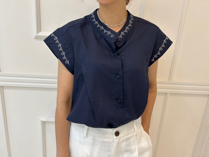 Pearls room - Korean Women Fashion - #womensfashion - Embroidered Pintuck Blouse - 8
