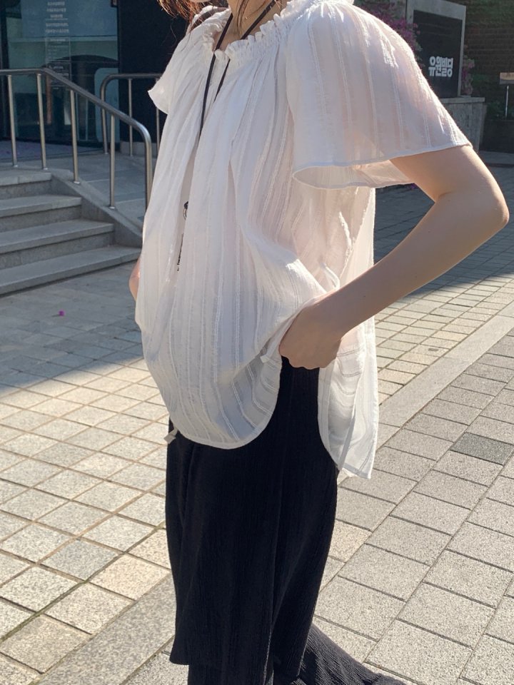 Pomelo - Korean Women Fashion - #momslook - Martini Off-Shoulder Blouse - 11