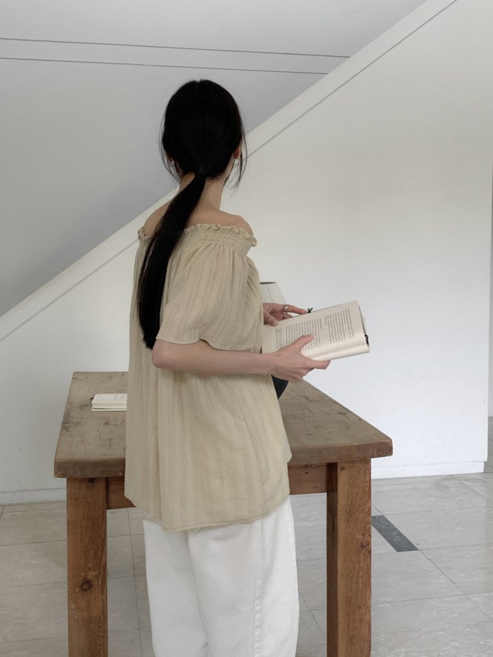 Pomelo - Korean Women Fashion - #momslook - Martini Off-Shoulder Blouse - 9