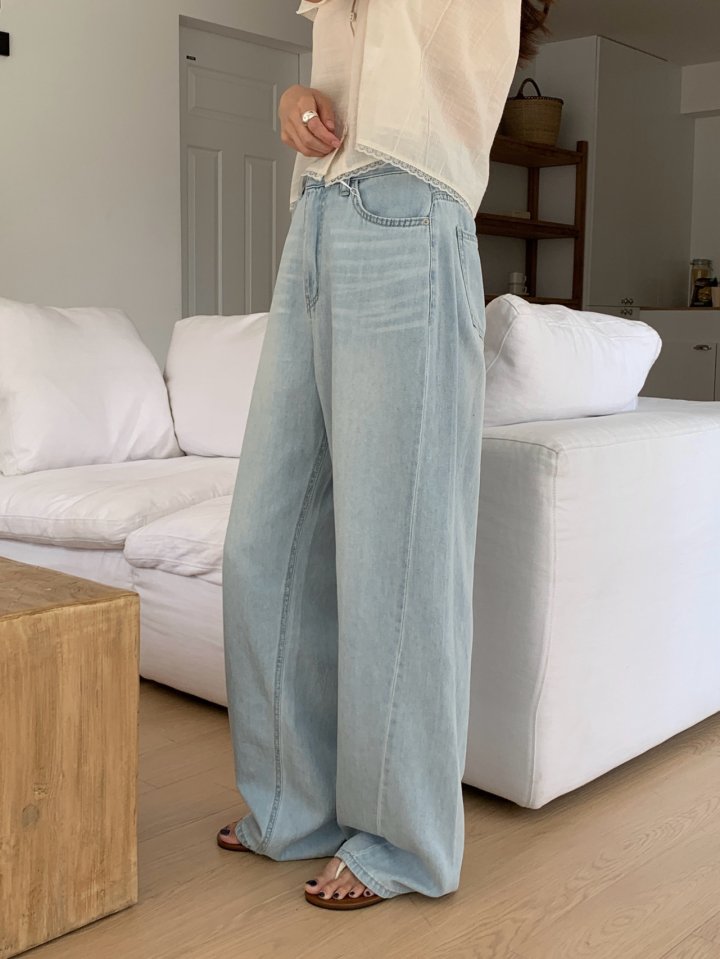 Pomelo - Korean Women Fashion - #vintageinspired - Wide Loose Fit Denim Pants
