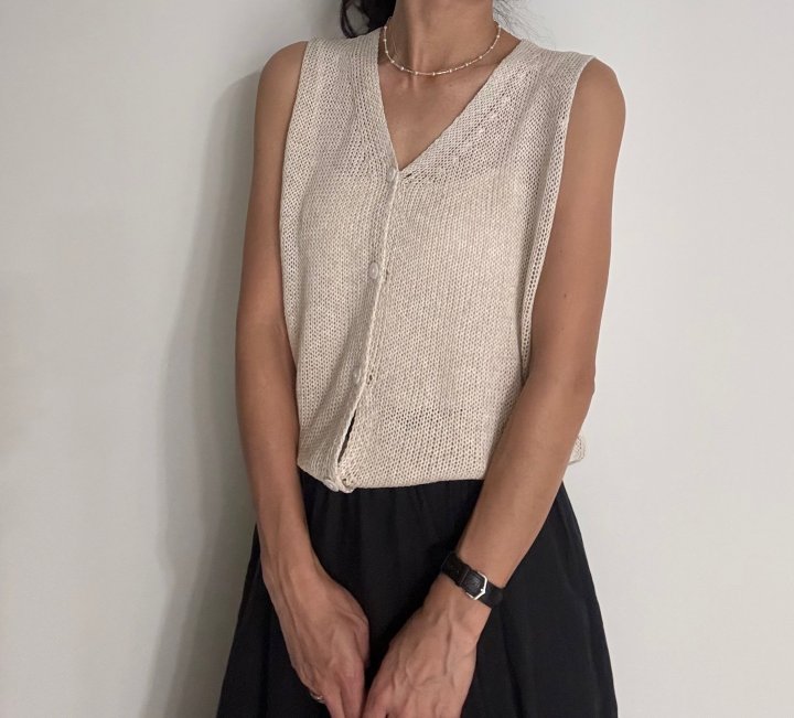 Ripple - Korean Women Fashion - #womensfashion - Annie Knit Vest - 4