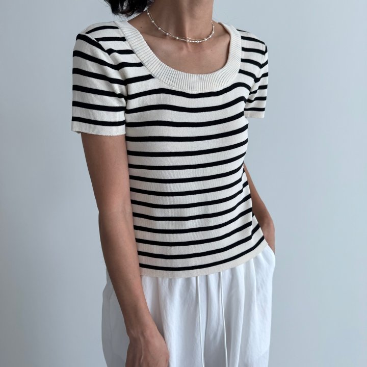 Ripple - Korean Women Fashion - #vintagekidsstyle - Ola Square Short Sleeve Knit - 4