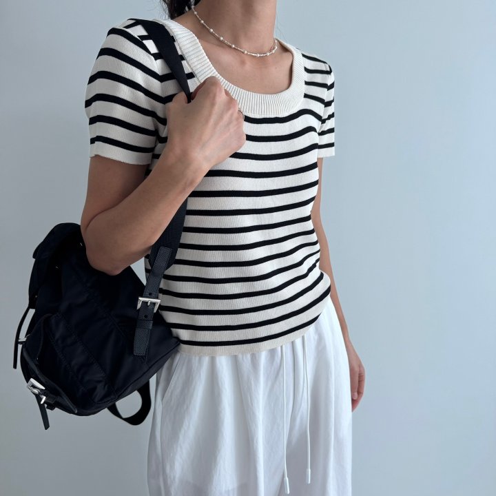 Ripple - Korean Women Fashion - #restrostyle - Ola Square Short Sleeve Knit - 5