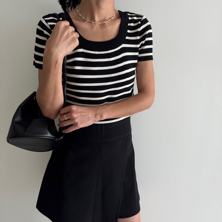 Ripple - Korean Women Fashion - #vintageinspired - Ola Square Short Sleeve Knit - 2
