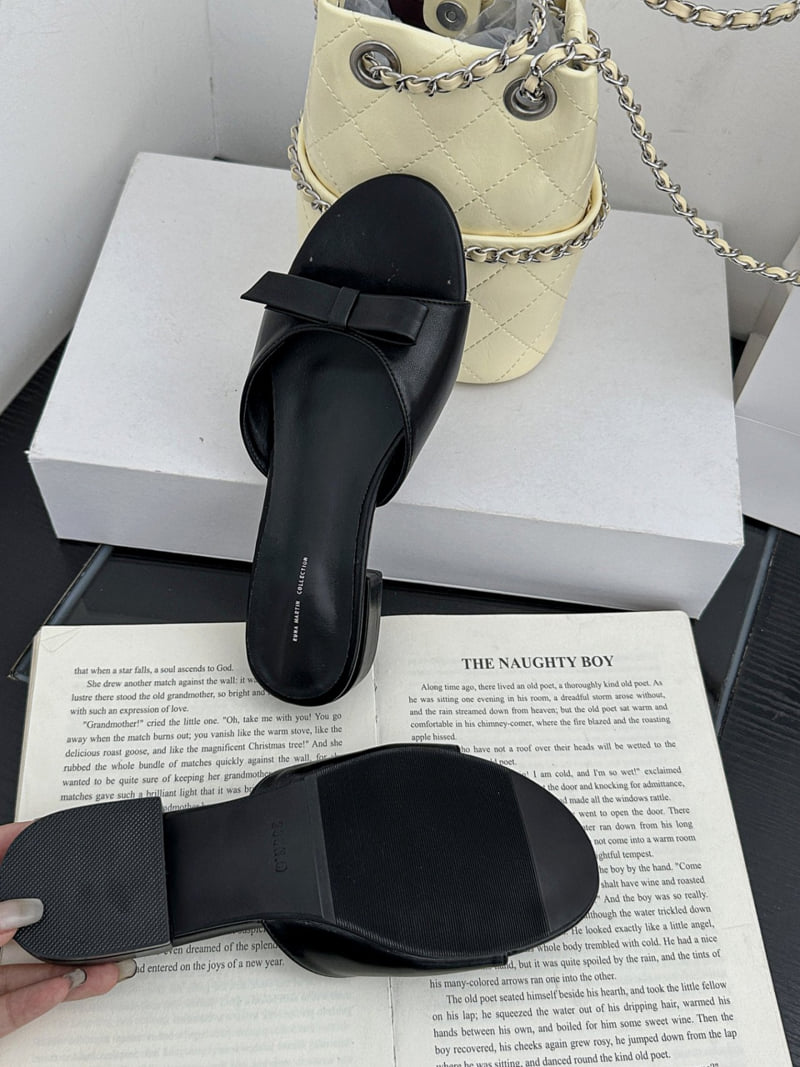 Runa Martin - Korean Women Fashion - #momslook - Round Simple Ribbon Mule Blopfers - 2