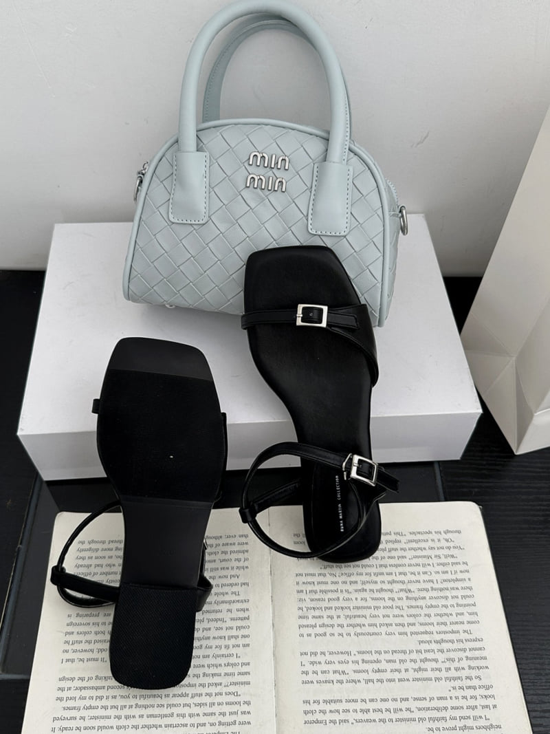 Runa Martin - Korean Women Fashion - #shopsmall - Square Buckle Strap Sandals - 12