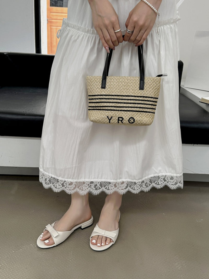Runa Martin - Korean Women Fashion - #vintageinspired - Round Simple Ribbon Mule Blopfers - 10