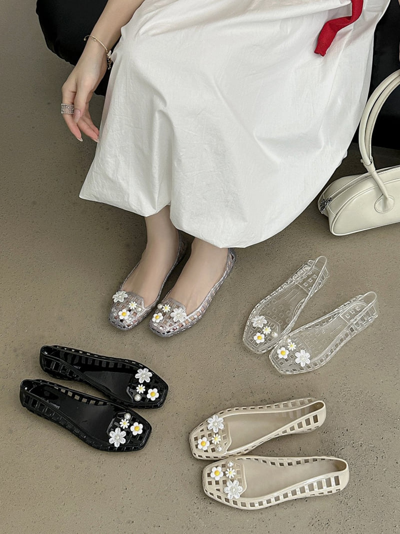 Runa Martin - Korean Women Fashion - #vintageinspired - Daisy Jelly Shoes - 8