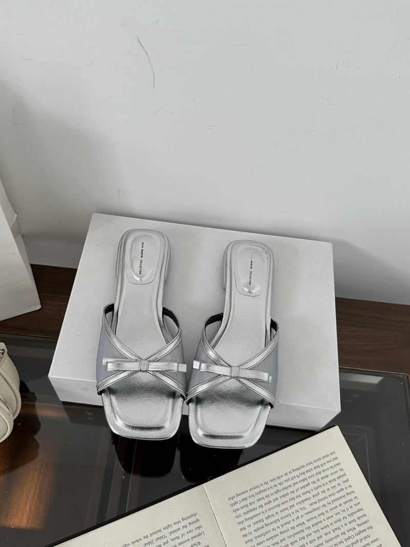 Runa Martin - Korean Women Fashion - #womensfashion - Square Mesh Ribbon Flats - 2