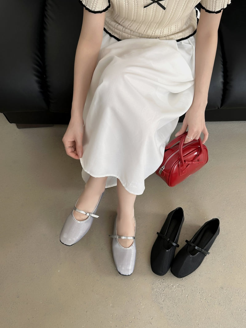 Runa Martin - Korean Women Fashion - #womensfashion - Simple Ribbon Knot Strap Mary Jane Flats - 11