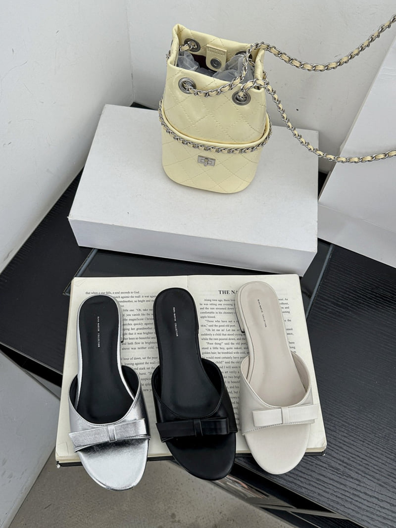 Runa Martin - Korean Women Fashion - #womensfashion - Round Simple Ribbon Mule Blopfers - 5