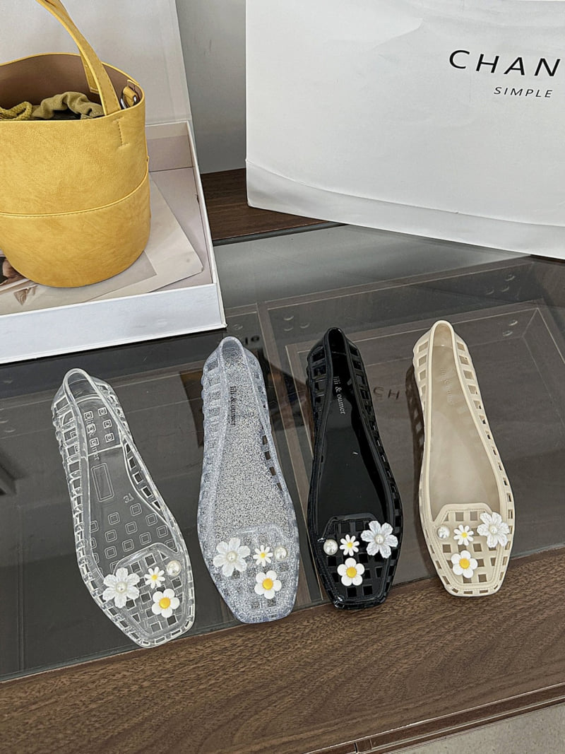 Runa Martin - Korean Women Fashion - #womensfashion - Daisy Jelly Shoes - 7