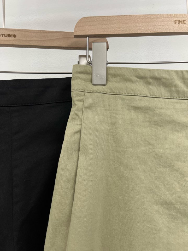 The Fine.b - Korean Women Fashion - #momslook - Hive Half Pants - 12