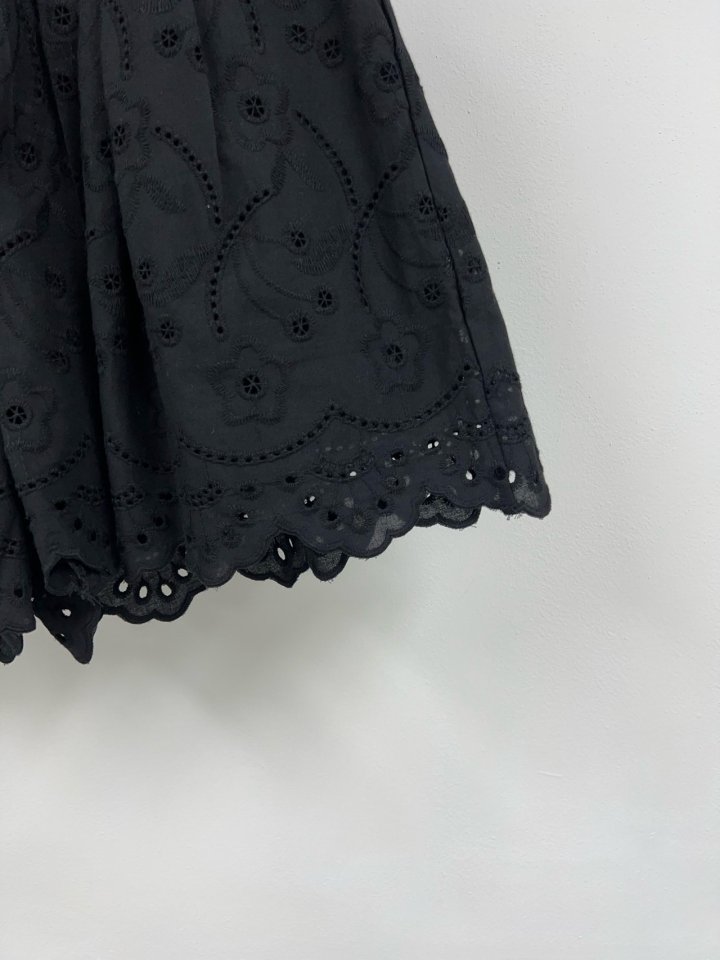 The Fine.b - Korean Women Fashion - #womensfashion - Punching Lace Half Pants - 9